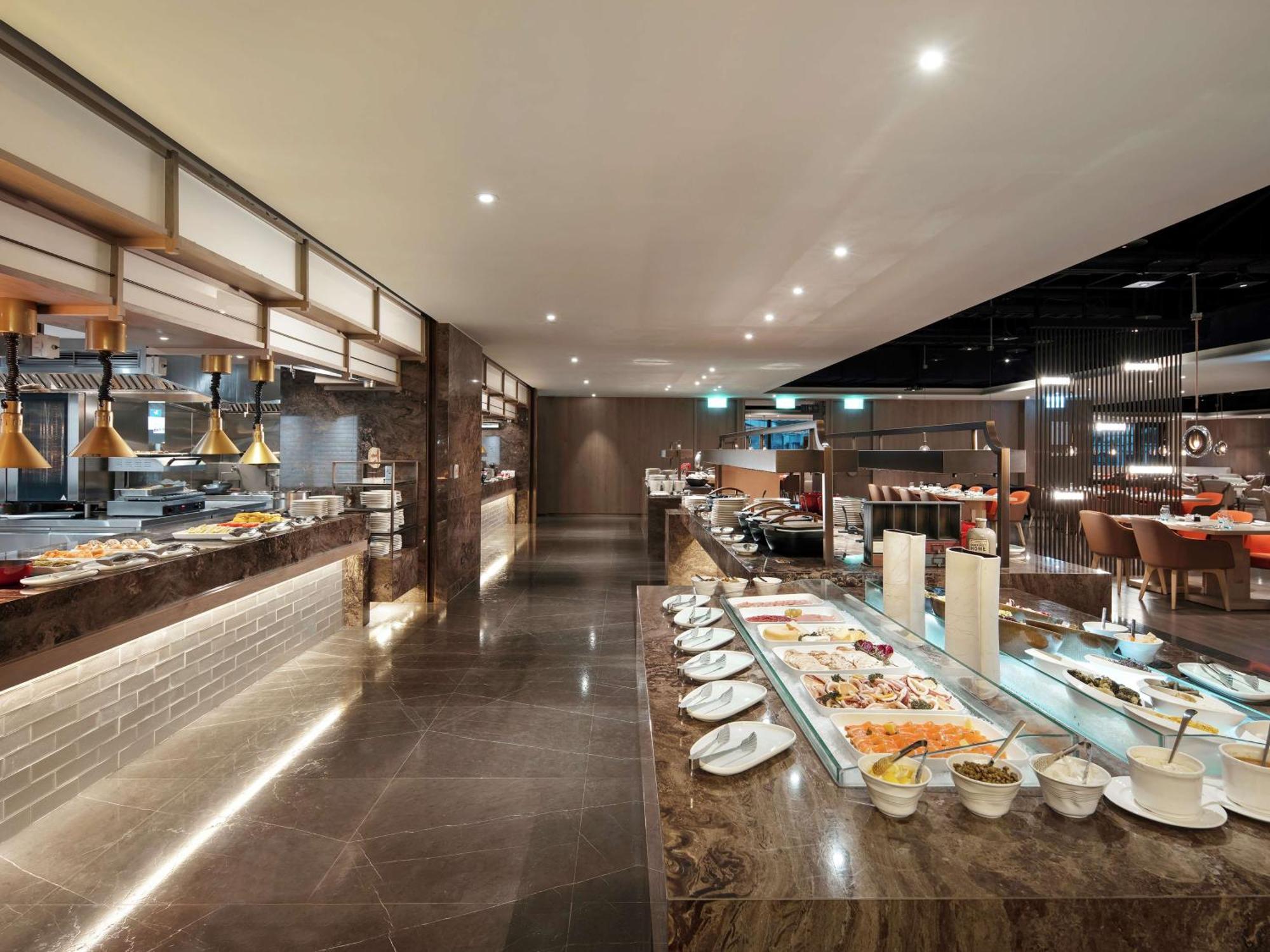 Hilton Taipei Sinban Hotel New Taipei City Luaran gambar